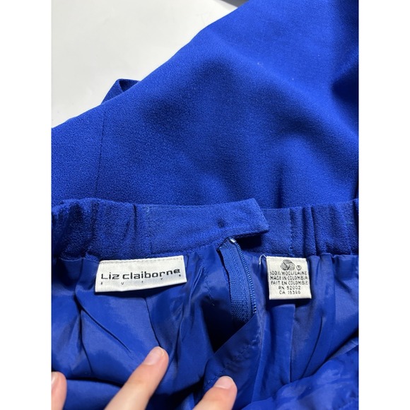 Liz Claiborne Suits Women's Sz 6? SEE 100% Wool Blue Embroidered Skirt Suit Set - Picture 2 of 16